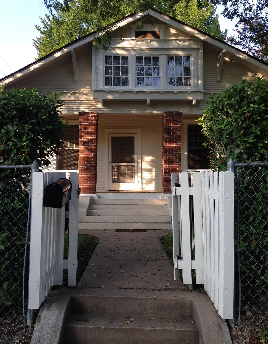 3 bed, 1300 sqft, $1,750 — Photo 3