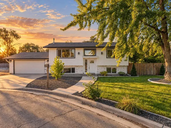 2204 Cari Cir, Caldwell, ID 83605