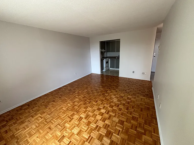 1245 Walkley Rd — Photo 14