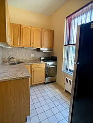 Rented by Moises Farhart, LREB