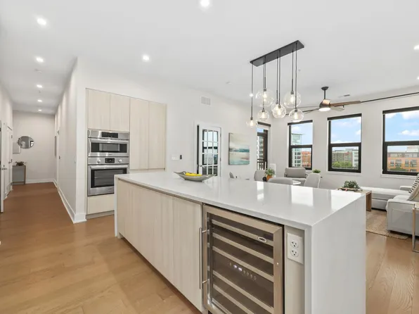701 Swann Ave Unit 511, Alexandria, VA 22301