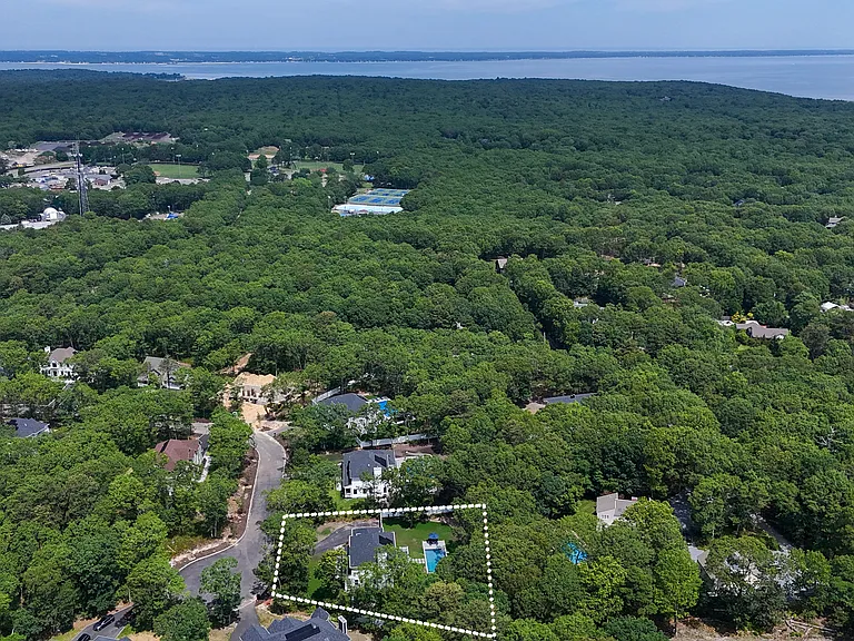 29 Gateway Ct — Photo 2