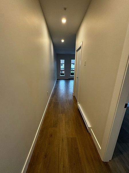Surrey Apartment for rent - 1 Bedroom — photo 7
