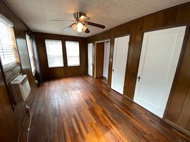 1030 Cole Ave — Photo 18