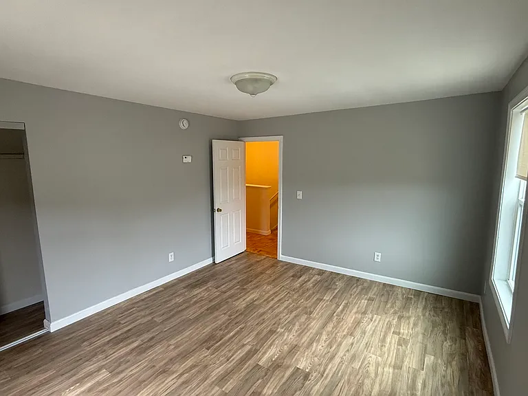 183 Center St — Photo 9