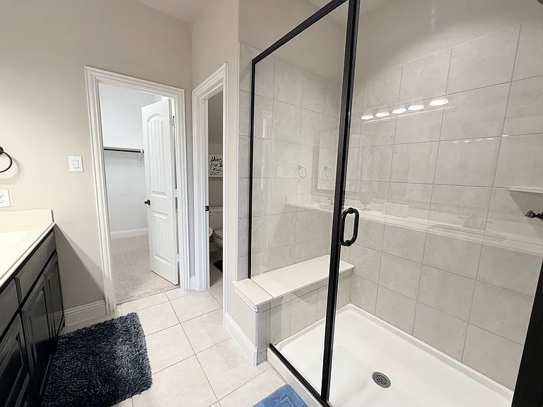 305 Tottenham Ct — Photo 34