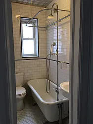 Rented by Zikos Realty Services