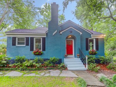 1212 Pickens St, Hanahan, SC, 29410