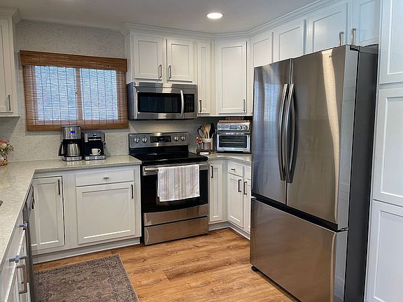 4th image of 2939 Royalton Heights Rd