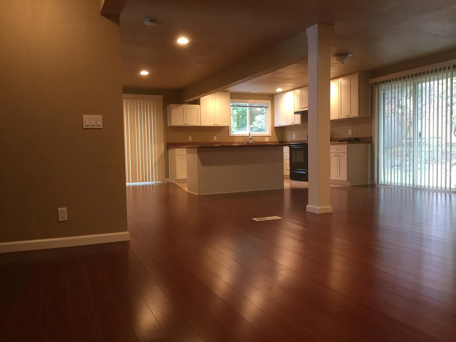 3 bed, 1475 sqft, $3,500 — Photo 3