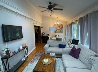 211 N 2nd Ave, Saint Charles, IL