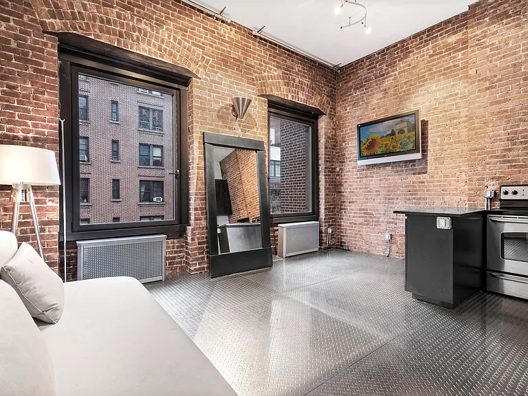 219 W 71st St #4 — Photo 5
