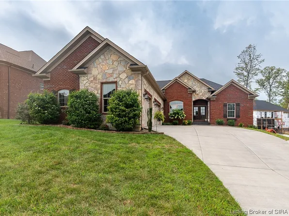 1105 Erica Circle, Sellersburg, IN 47172