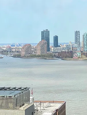 Rented by New York Residence | media 33