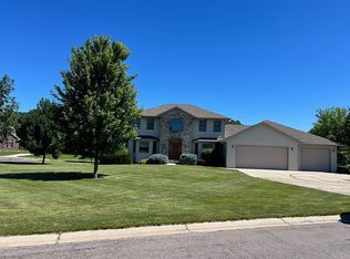 305 Bur Oak Loop, Lynd, MN 56157
