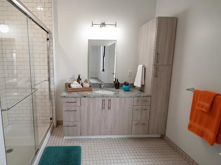 Barton Apartments — Photo 23