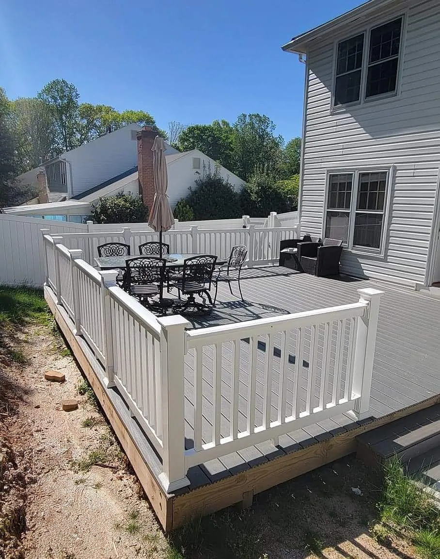 4 bed, 2800 sqft, $4,000 — Photo 1