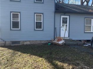 5549 Cross Rd, Cayuga, NY 13034