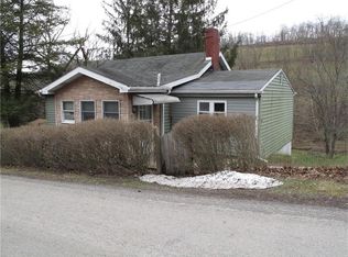 101 Fishpot Rd, Fredericktown, PA 15333