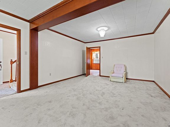 5th image of 8216 Prescott Rd