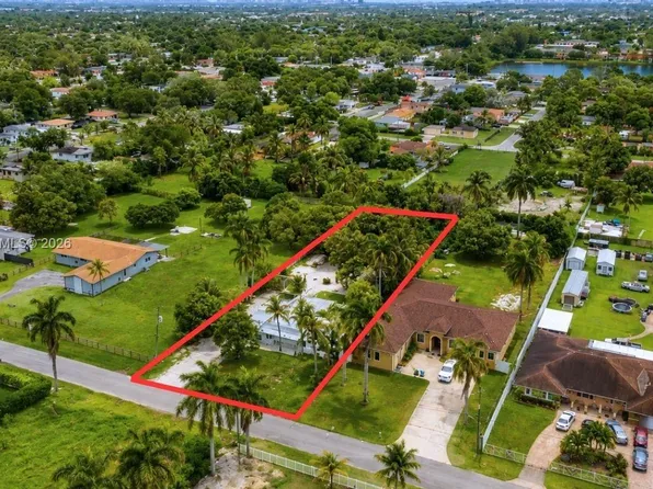 10945 NW 19th Ave, Miami, FL 33167