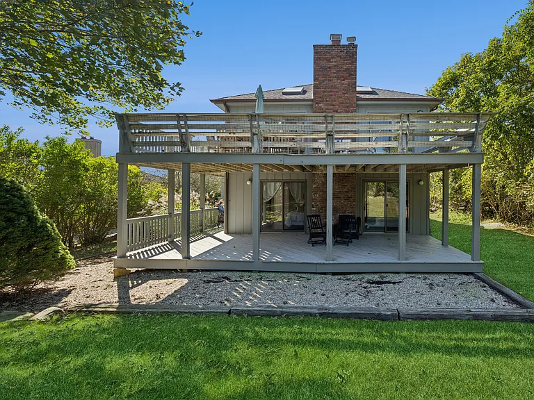 22 Bryan Rd — Photo 20
