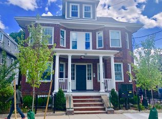 10 Dover St Unit 1, Cambridge, MA 02140