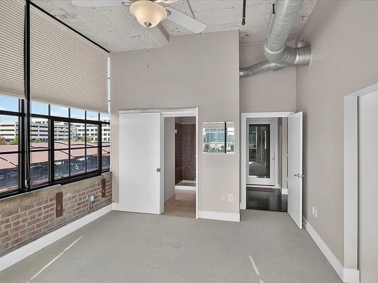 4100 Forest Park Ave #213 — Photo 25