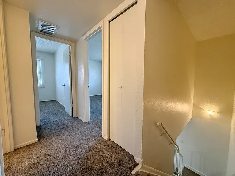4031 W Mesquite Ln — Photo 9