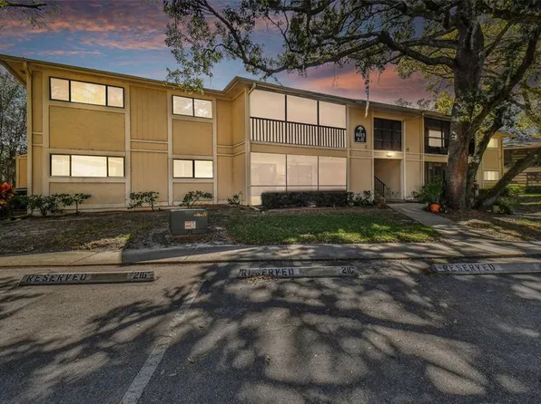 6015 Laketree Ln APT C, Temple Terrace, FL 33617