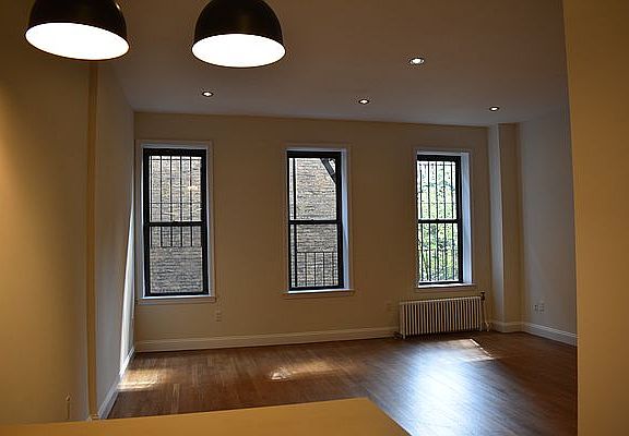 2nd image of 351 Amsterdam Ave APT 6
