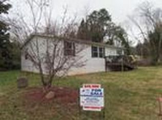 326 Hemlock St, Mt Carmel, TN 37645