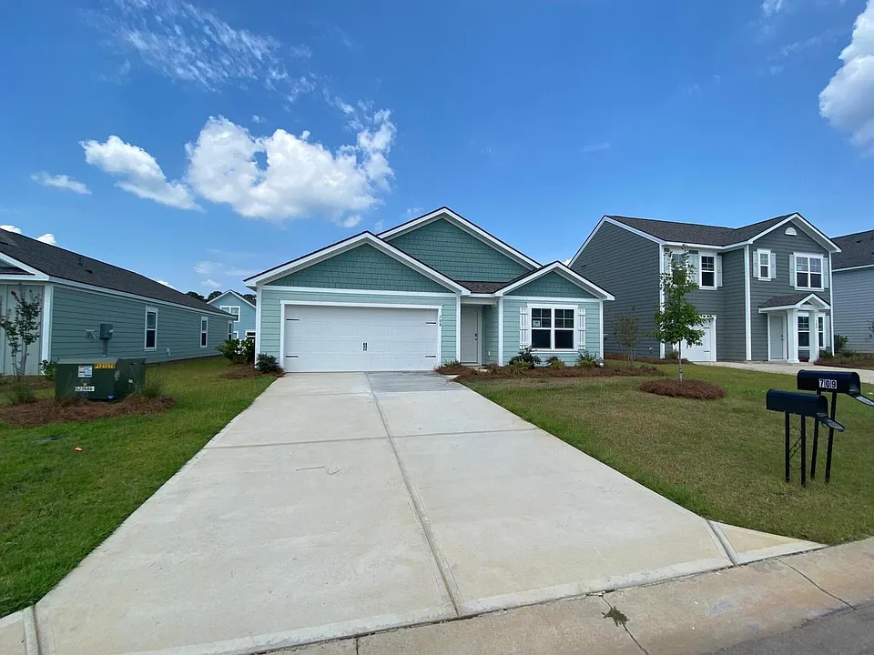 708 Striped Bass Ct