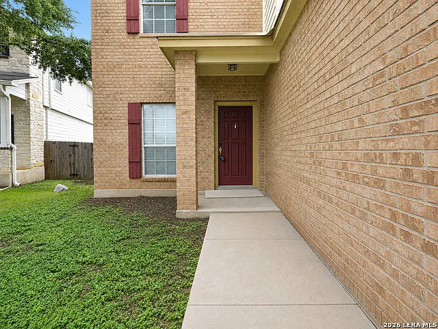 4 bed, 2.5 bath, 2176 sqft, $2,200 — Photo 3