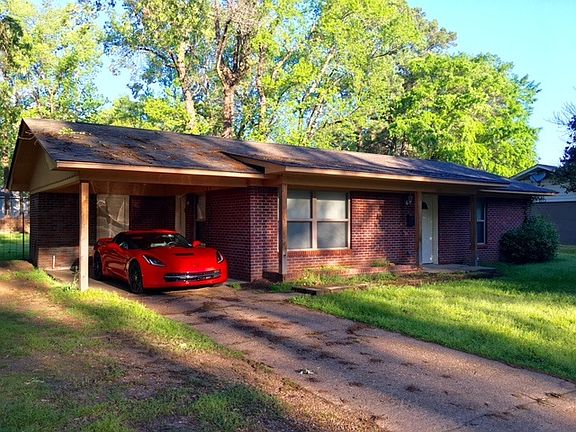 2nd image of 4005 Wood St