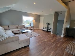 32 Highmeadow Ln, Roxbury, CT 06783