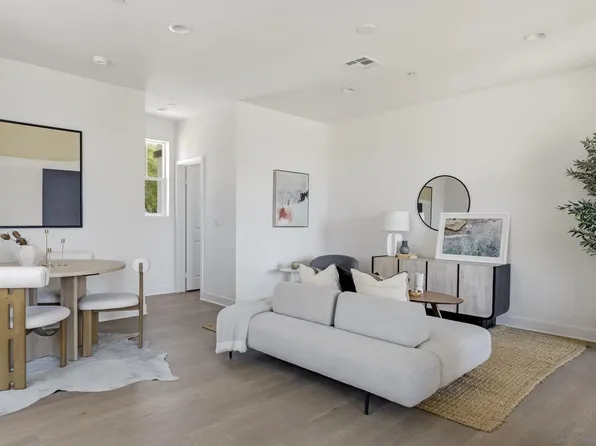 244 Pico Ave #13, San Marcos, CA 92069