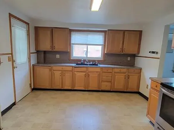 67 E Columbus Ave, Pittston, PA 18640