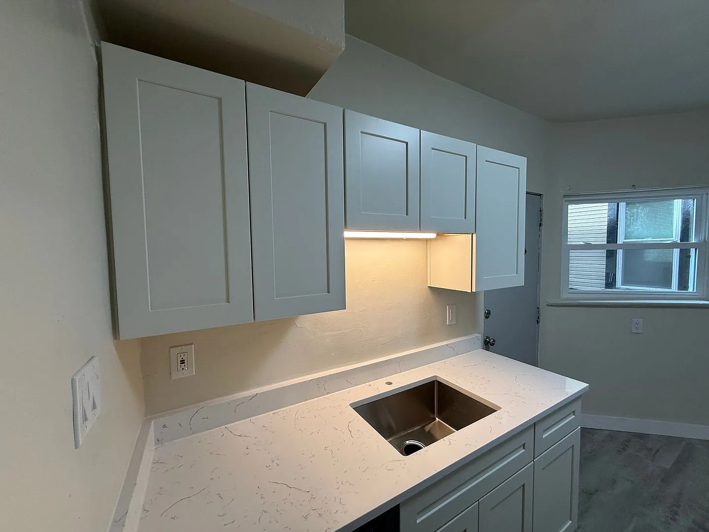 108 Craighead — Photo 2