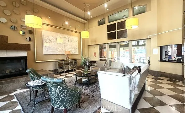 100 S Alameda #206 — Photo 20
