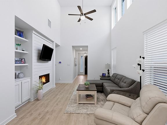 5th image of 3904 Bison Ln