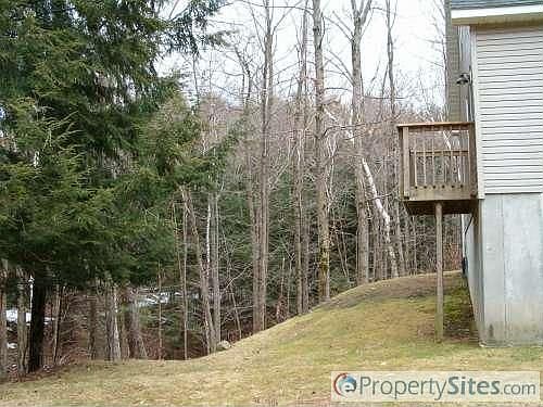 3rd image of 131 Skyline Dr