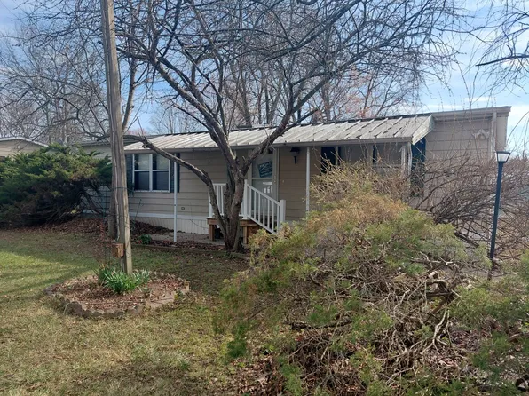 3 Mele Ln, New Paltz, NY 12561