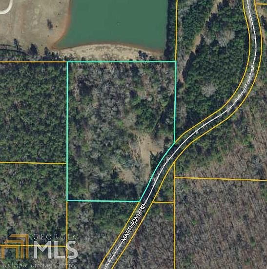2nd image of 213 Matthews Rd