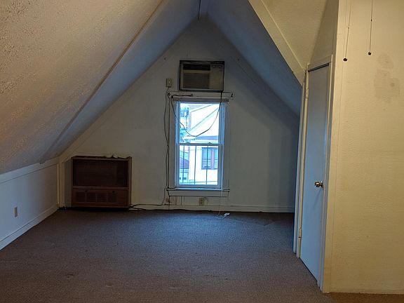 3rd image of 14 Branch Ave #3