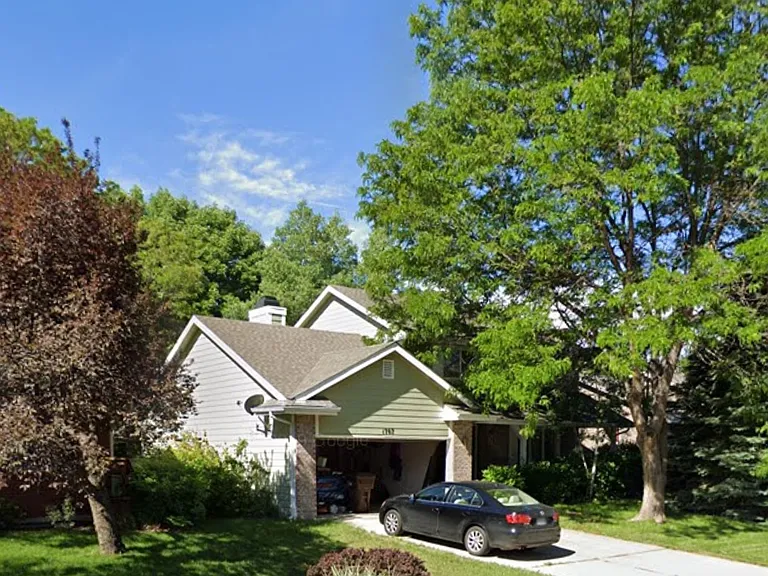 1707 Trailwood Dr — Photo 2