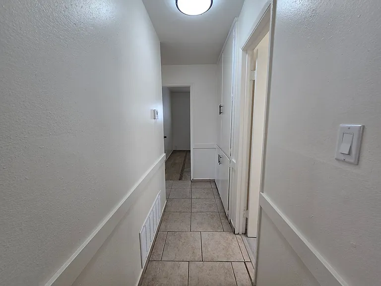 1415 Boyden Ave — Photo 14
