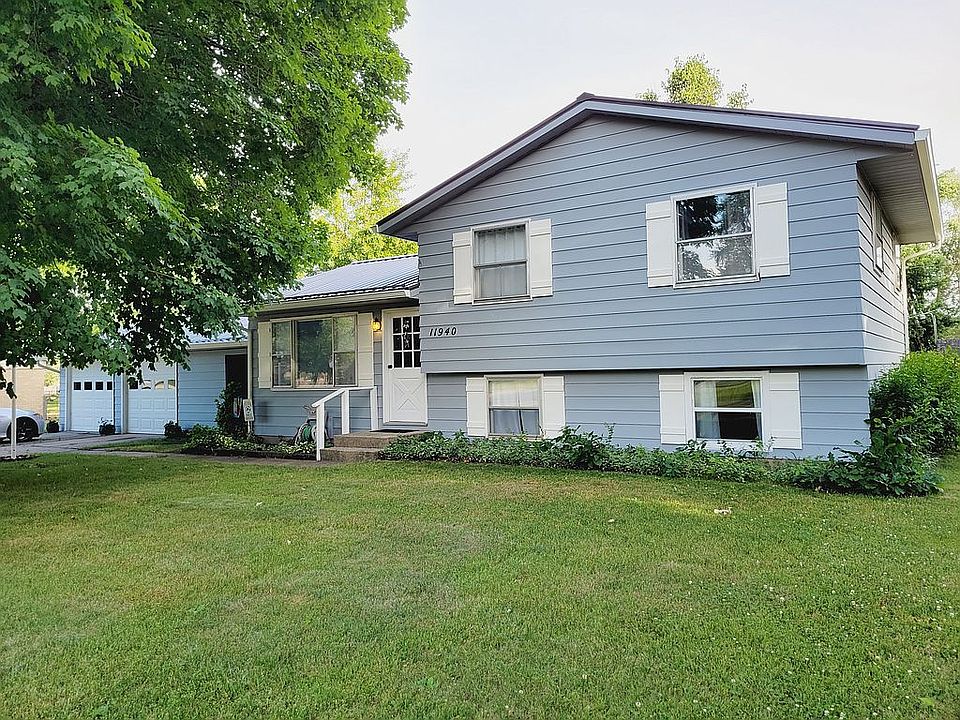 2nd image of 11940 Loughlin Dr