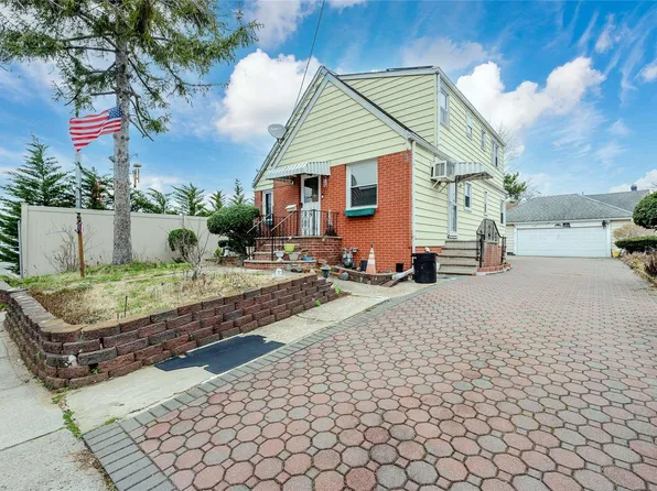 19 S Waldinger Street, Valley Stream, NY 11580