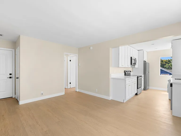 3020 E 3rd St #12 — Photo 1